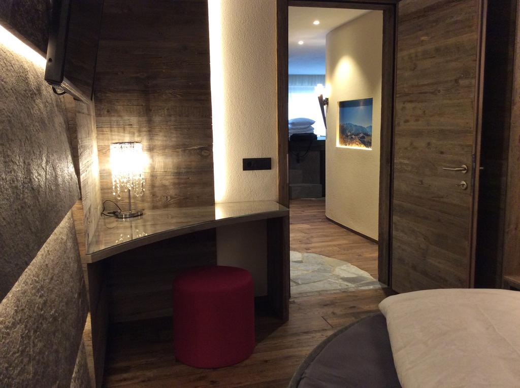 Deluxe Two-Bedroom Apartment Sauna