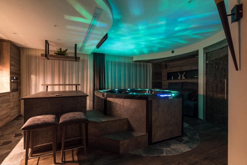 Deluxe Two-Bedroom Apartment Sauna